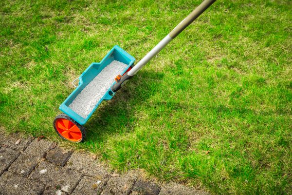 Commercial Lawn Treatment in Wenatchee